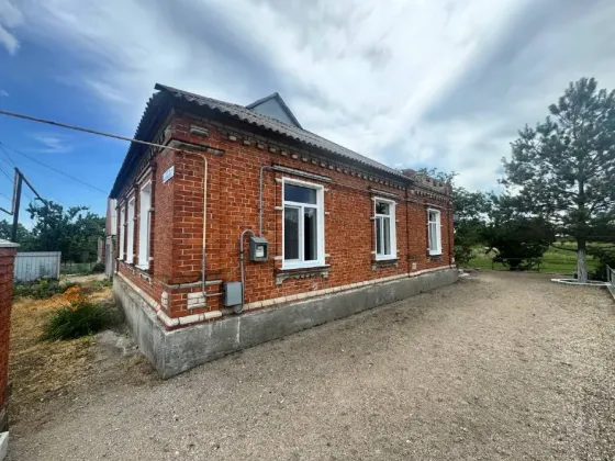 Продаётся дом в посёлке Ялта (Азовское побережье) Мариуполь