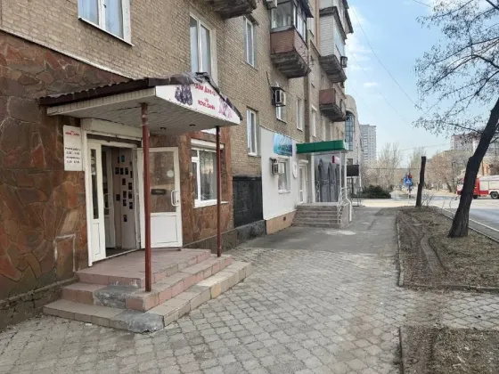 Продается коммерческое помещение а Центре Донецка Донецк