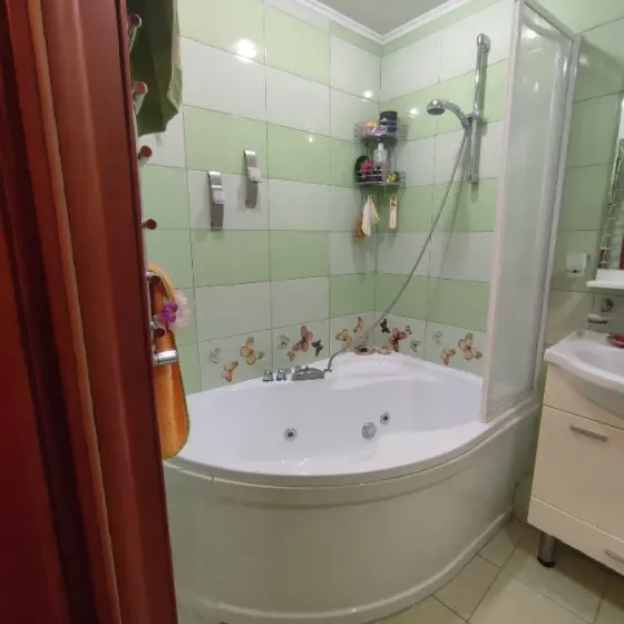 Продам 1к квартиру на Независимости, Донской, Базилик. Донецк