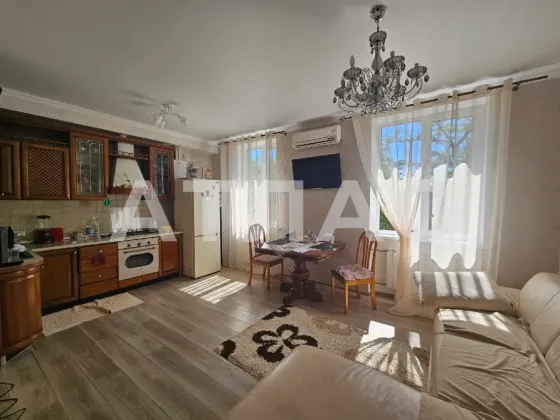 2-к квартира, 3/3 этаж, 53м², арт. 137075928 Мариуполь