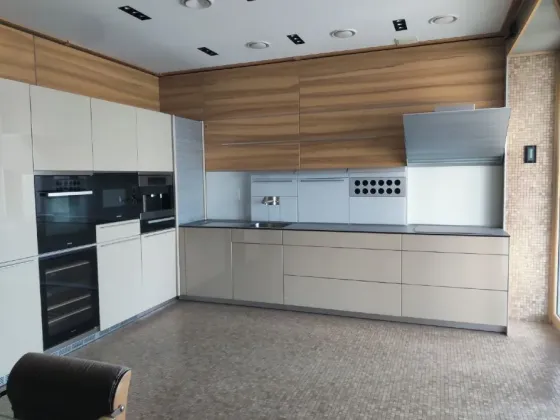 Продам 3к.кв -Пентхаус, парк Щербакова , ул. Соловьяненко. с паркингами 2 квартиры на этаже. Донецк