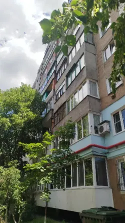 Продам 4х комнатную квартиру в центре Макеевка
