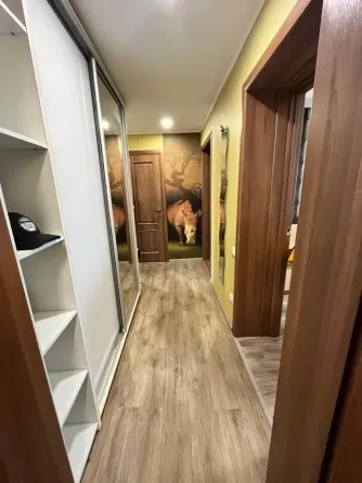 Сдам отличную 3-комнатную квартиру в Буденновском районе, Ваз Донецк
