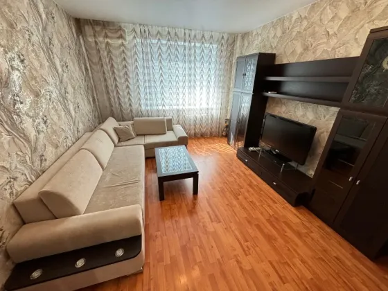 2-к квартира 47м², 4эт Калининский район, улица Капитана Ратникова Донецк
