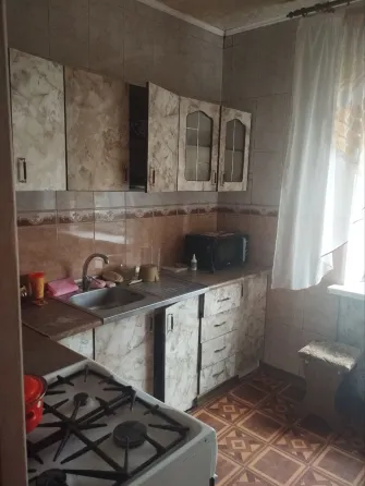 Продается жилая 2-комнатная квартира Донецк
