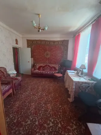 Продам 2-х комнатную на Бажаново Макеевка