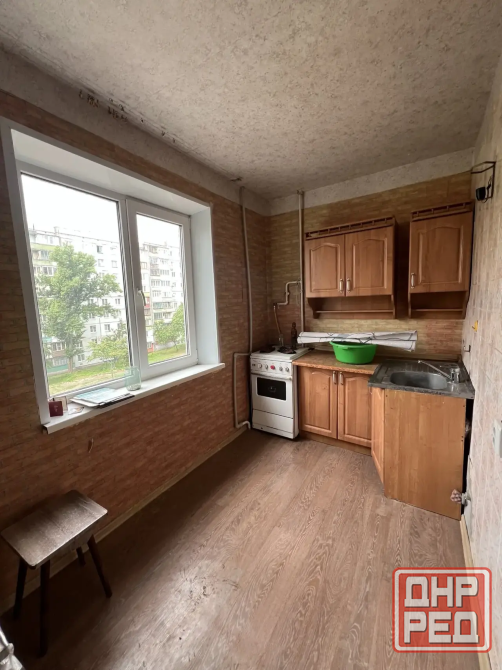Продажа 1 комнатной квартиры в г.Макеевке, м-н Октябрьский,Капитальная Макеевка - изображение 3