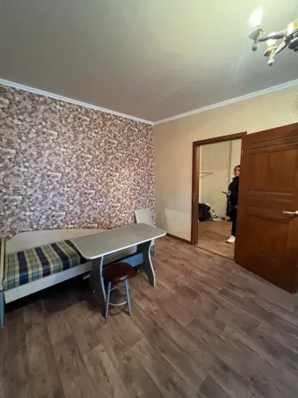 Продам 2к квартиру на пр. Мира Донецк