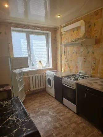 Сдам крупногабаритную 1-комнатную квартиру, площадью 38 кв.м. в Петровском районе Донецка Донецк