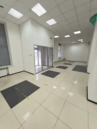 Отличное помещение в центре - магазин/сфера услуг, 150кв, ул.Артема 47 Донецк