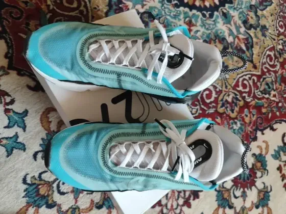 Кроссовки Nike 270 Макеевка