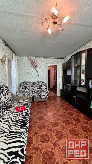 Продажа 2-комнатной квартиры 4/5 в г. Макеевка, Советский р-н, 8-й квартал Макеевка - изображение 1