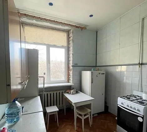 Продам 2к.кв. Сталинка. Ворошиловский р-н. Ориентир ога. ул.Университетская. Донецк