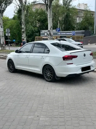 Volkswagen Polo 2020 1.6MT Донецк