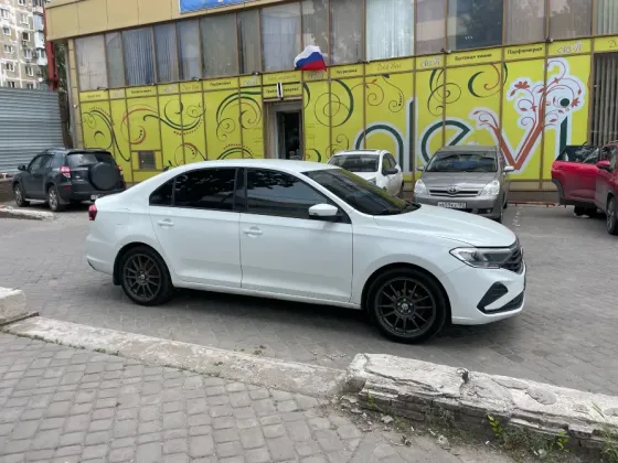 Volkswagen Polo 2020 1.6MT Донецк