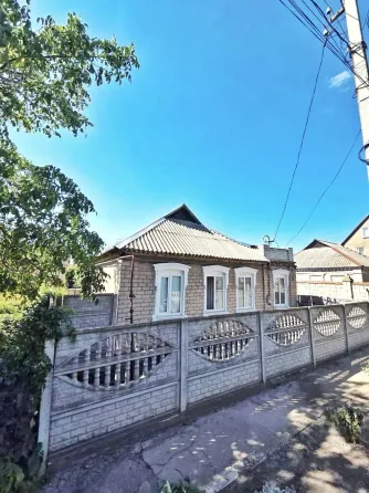 Продается 4 комнатный дом в Калининском районе! Донецк