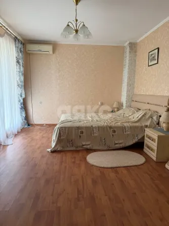 Продаётся двухэтажный комфортный и уютный дом на Белосарайской косе Мариуполь
