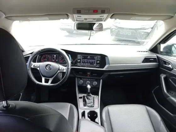 VOLKSWAGEN JETTA Донецк