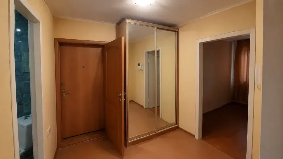 Продам 3-квартиру. Донецк. Хорошая планировка. Под маткапитал. Донецк