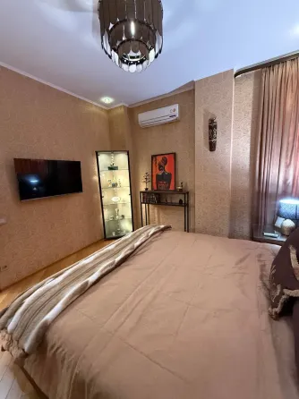 Komfort Klass - Аренда 3х Ком Квартиры - проспект Титова - Вода Круглосуточно + Паркинг ! Есть Торг Донецк