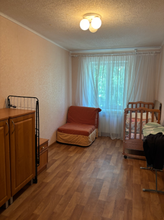 Сдам. Трёхкомнатную квартиру Донецк