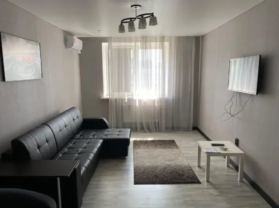 Сдаётся 1-комнатная квартира 36м², Буденновский район, м-н Донской Донецк