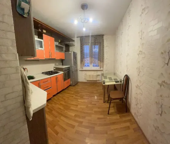2-к.к. 50м2, 4/5 эт. Мариуполь