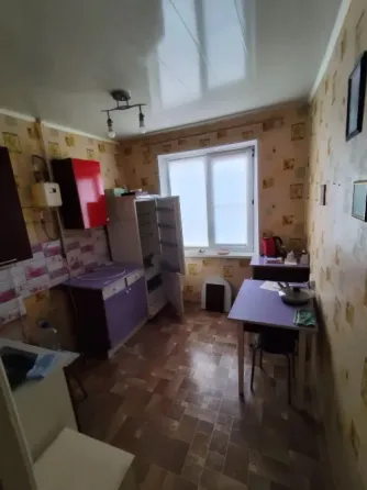 Продается 2-ком. квартира, г.Торез, м-н 4 Торез