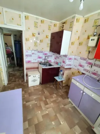 Продается 2-ком. квартира, г.Торез, м-н 4 Торез