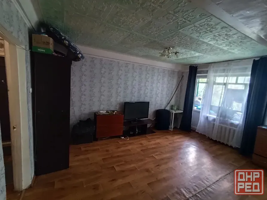 Продается 3-комн. квартира, г.Торез, м-н 4 (перепланирована в 2-комн.) Торез - изображение 3