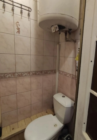 Продам 2 комнатную сталинку на Яме Донецк