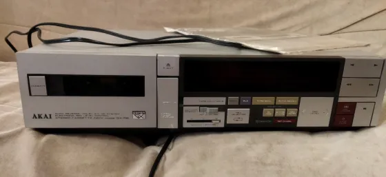 Продам Akai GX - r6 Донецк