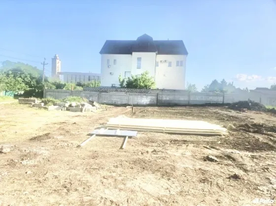 Учacток ИЖC, Кaлининcкий pайон, Калинoвскaя ул., Пивовap. Донецк