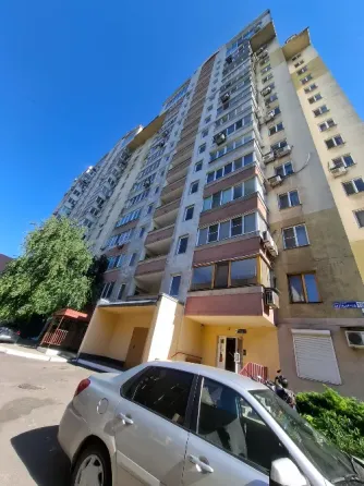 Продам 2ух уровневую квартиру Донецк