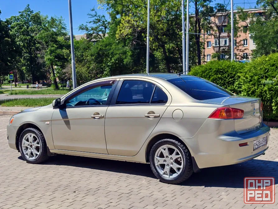 2007 Mitsubishi Lancer 2.0 CVT Донецк - изображение 3