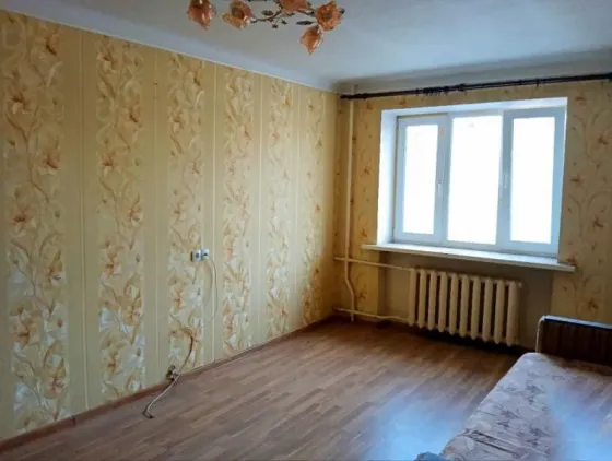 2-комнатная квартира,48м2,Куйбышевский р-н,ор-р универмаг Донбасс,Смолянка.Цена 4,4 млн Донецк