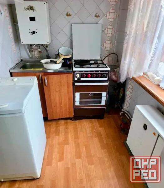 Кв 3к. 42м2. 3\4 макеевка центрально городской рн мкрн. комсомольский 2.965 млн руб. Макеевка - изображение 1