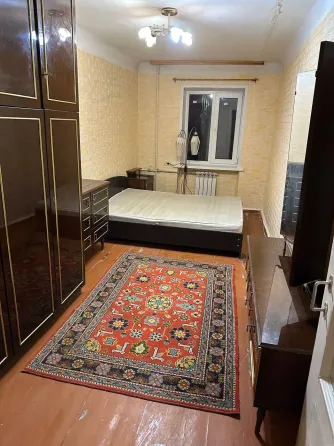 Продам трехкомнатную квартиру рядом с Донецк-сити Донецк