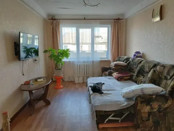 4-комнатная квартира,65м2,Кировский р-н,Текстильщик.Цена 5,5млн Донецк