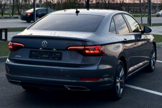 Volkswagen Jetta R-Line 2020 год полное переоформление в наличии Донецк