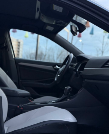 Volkswagen Jetta R-Line 2020 год полное переоформление в наличии Донецк
