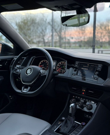 Volkswagen Jetta R-Line 2020 год полное переоформление в наличии Донецк
