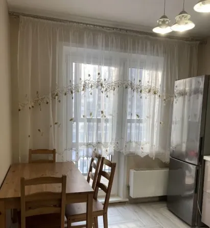Сдаётся 4-комнатную квартиру, проспект, 100 квартира общей площадью 44 Донецк