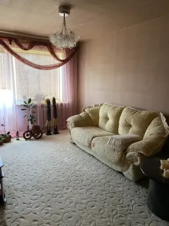Продам 3-х комнатную квартиру с ремонтом в центре Калининского р-на! Донецк