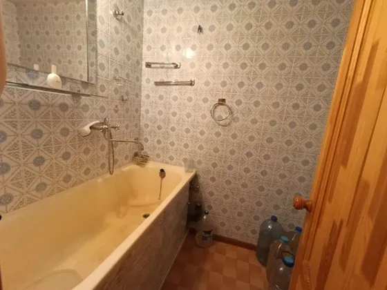 Продается 2х.комн. Калининский , Контур Донецк