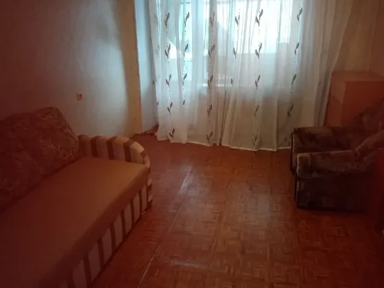 Сдаю однокомнатную квартиру Донецк
