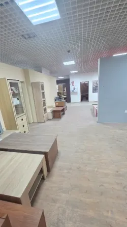 Торговый/выставочный зал + склад/производство, 2500кв Донецк