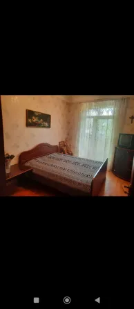 сдам 1 к.кв. ленинский р. цирк 30000 р. 4/9 все новое. Донецк
