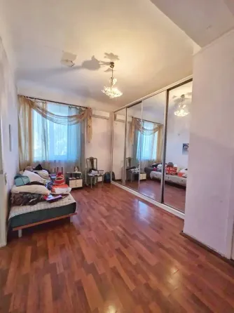 Продается 2х комнатная квартира на площади Ленина! Донецк