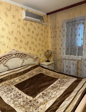 Сдам 2-к. квартиру, Ленинский пр-кт 6, Цирк Донецк